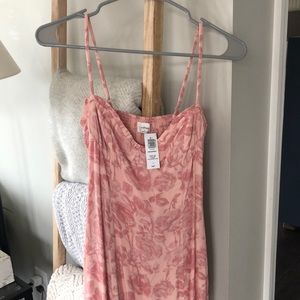 NWT Aritzia Wilfred sundress.